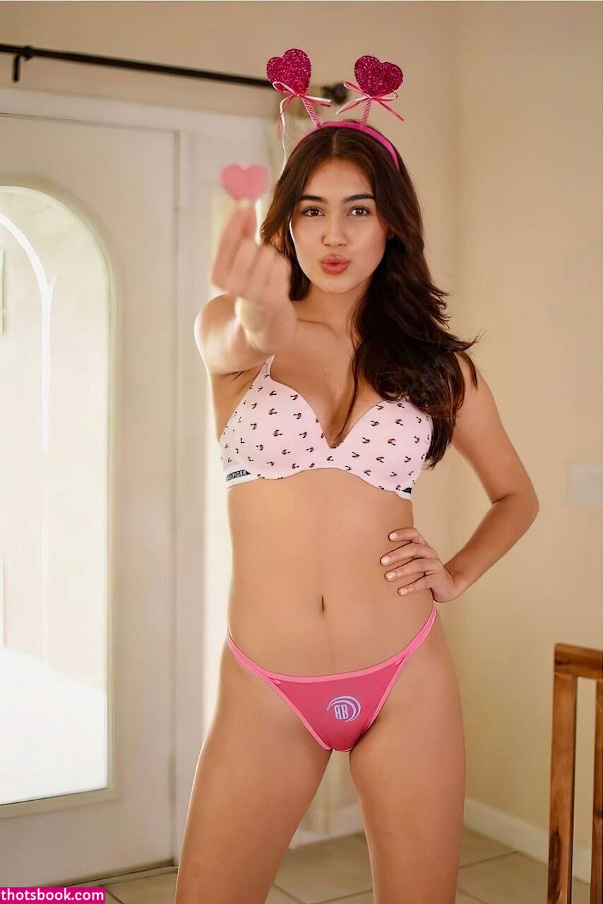 Kylin Milan Nude OnlyFans Photos #22 658370