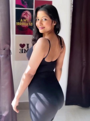 Rashi Singh Nude Leaks OnlyFans Photos #4