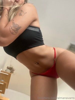 Alma Navarro Nude Leaks OnlyFans Photos #3