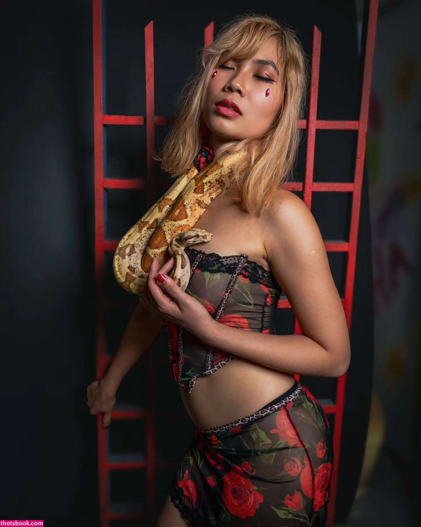 Bessy Q Quynh Van Aquentine Justa Queen Final Girlz Nude Leaks OnlyFans Photos #5 1878153