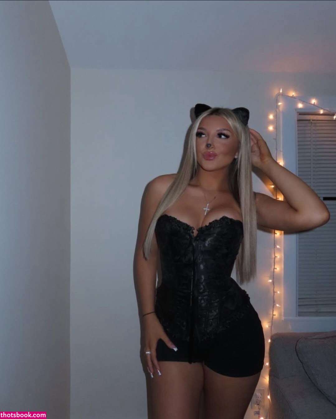 nikkidalessandro22 Nude Leaks OnlyFans Photos #2 1858129