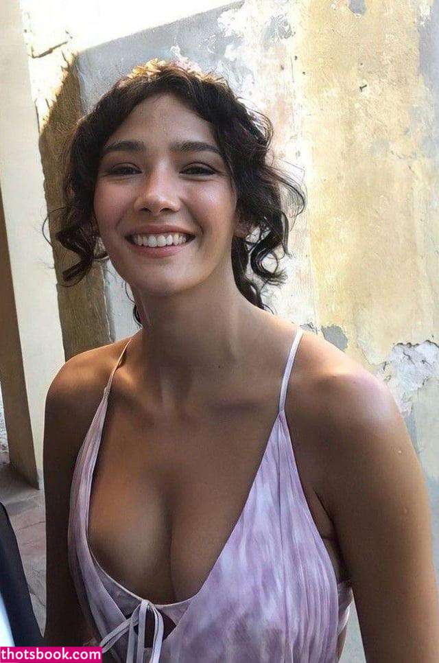 Aybuke Pusat Nude Leaks OnlyFans Photos #2 1852316