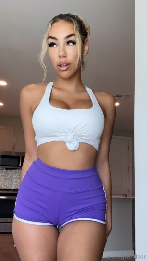 Alaina Hazel Nude Leaks OnlyFans Photos #3