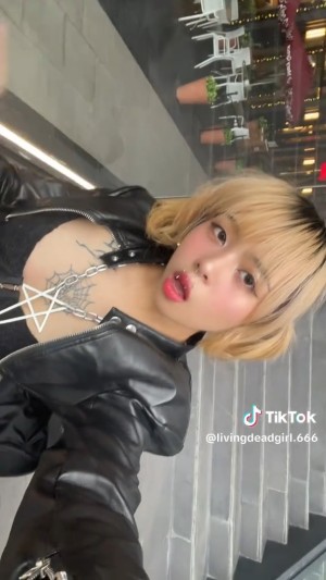 Fiona Mari Fionawants2die Nude Leaks OnlyFans Video #1