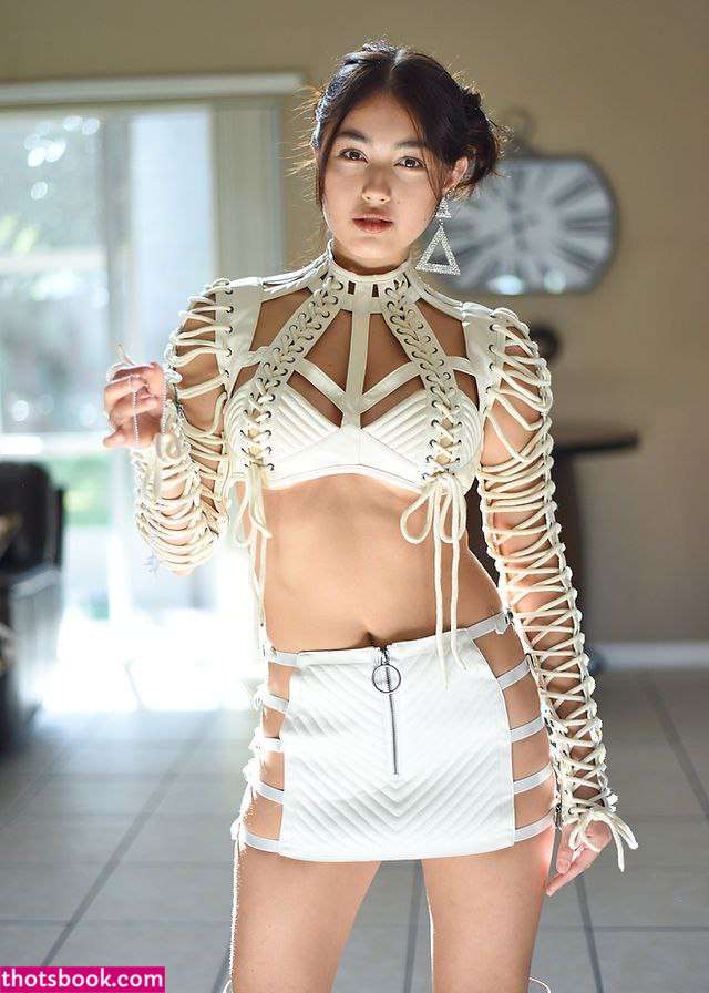 Kylin Milan Nude OnlyFans Photos #5 529772