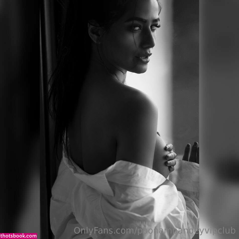Poonam Pandey Nude OnlyFans Photos #2 487787