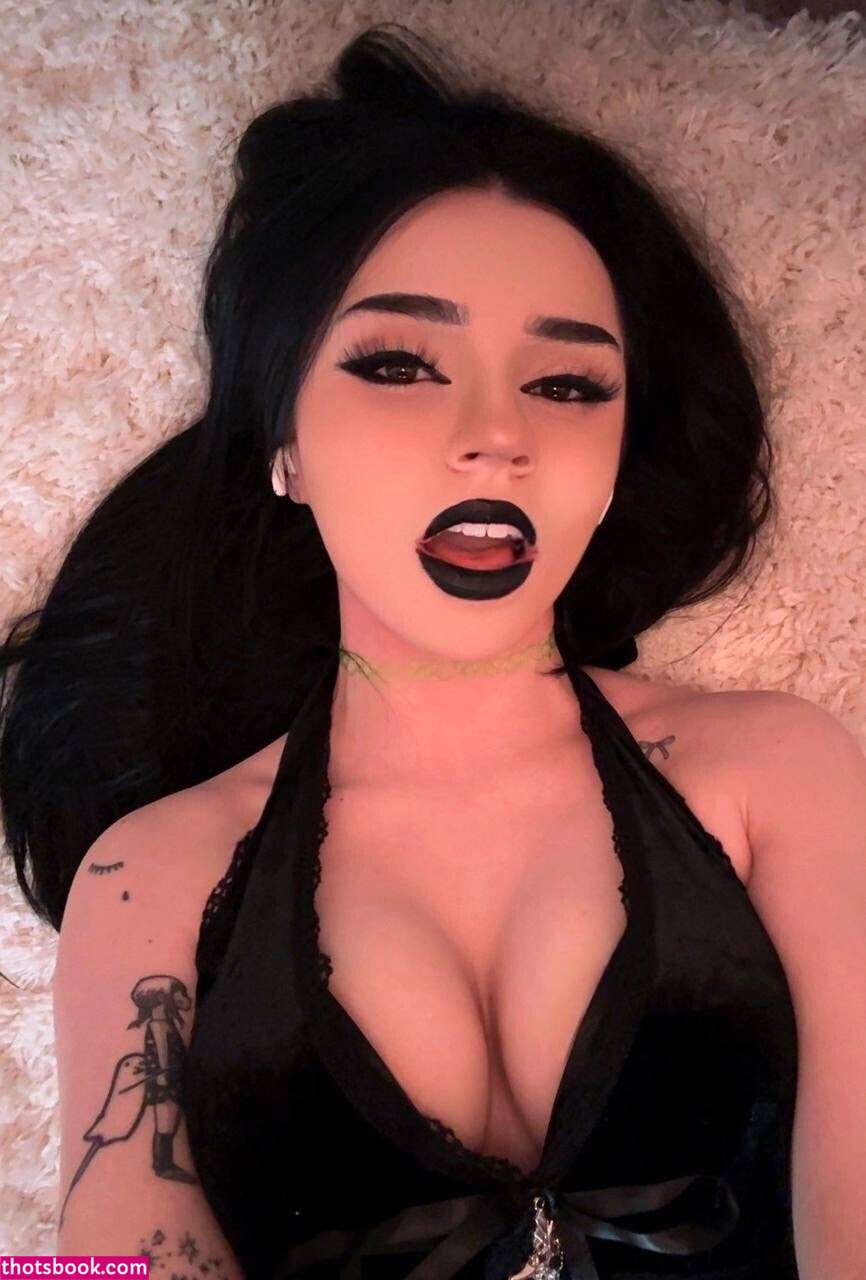 Avivasofia Oxythoughtin misopacketbae Nude Leaks OnlyFans Photos #7 1911907