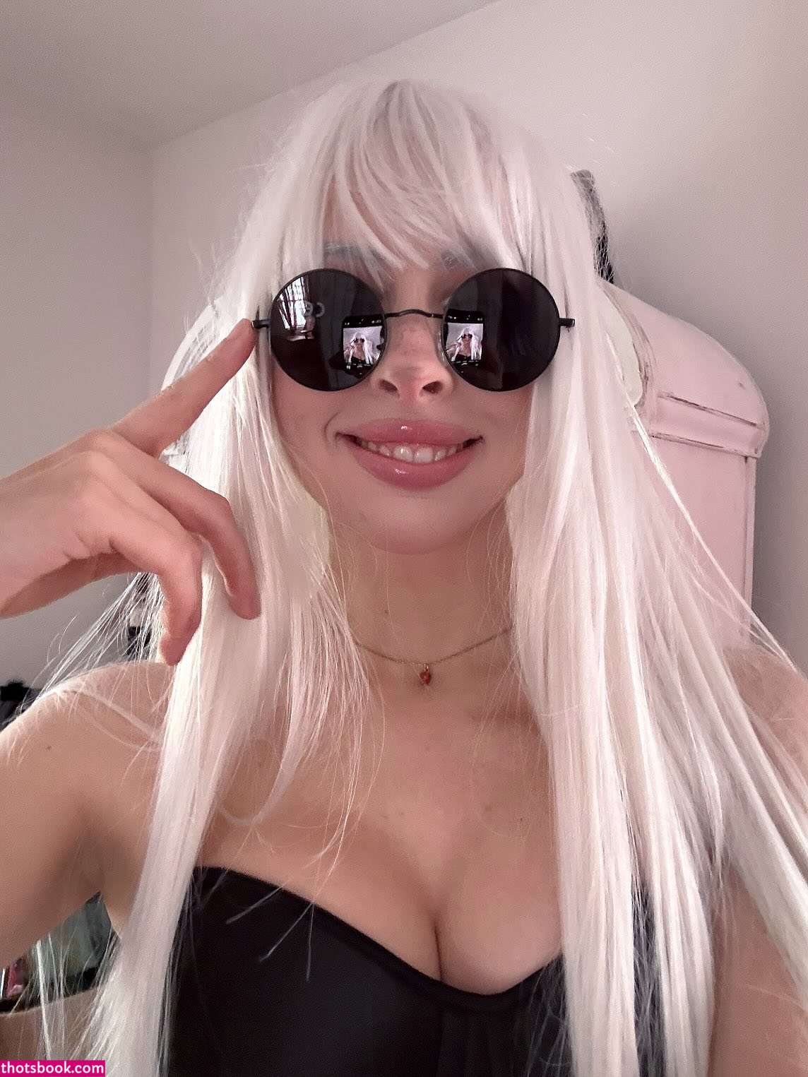 Liv littlelivbug Nude Leaks OnlyFns Photos #7 1903514