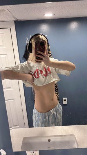 bunnygrlaj Heart shapedboots Nude Leaks OnlyFans Photos #3