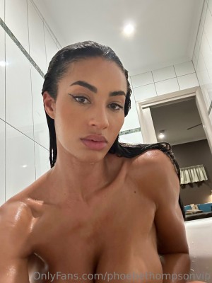 phoebe thompson Nude Leaks OnlyFans Photos #21