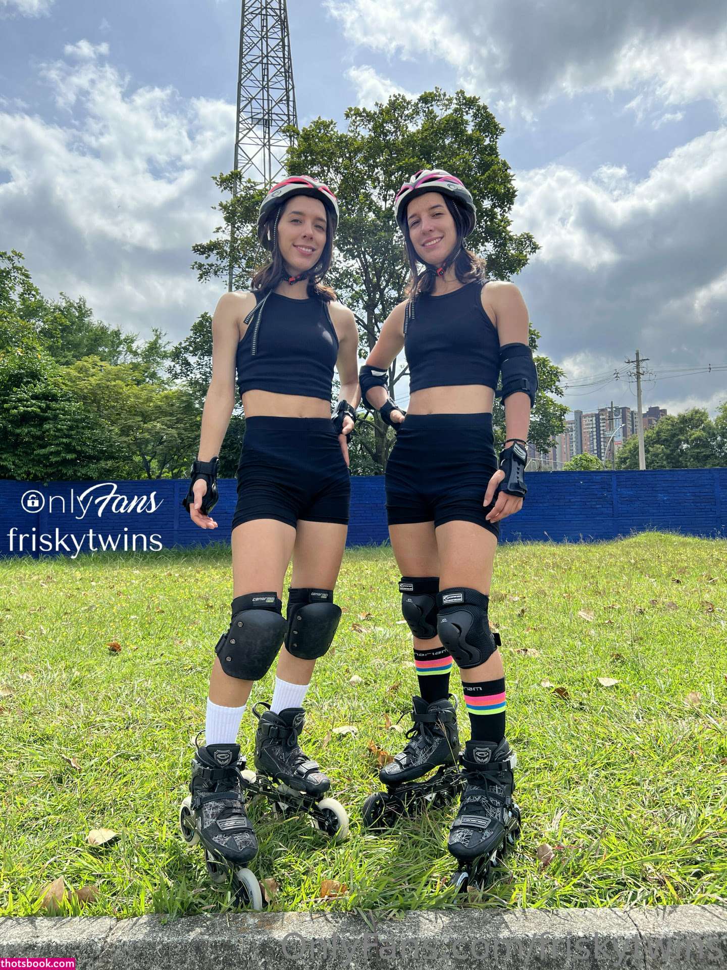 Frisky Twins OnlyFans Photos #5 217984