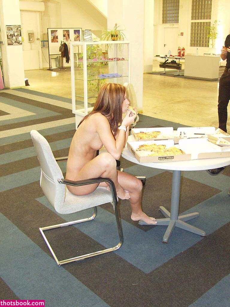 Zuzka Light Nude Leaks OnlyFans Photos #1 1649508