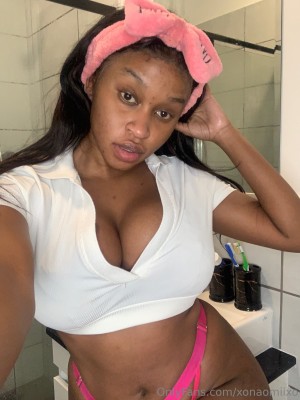 xonaomiixo Nude Leaks OnlyFans Photos #3