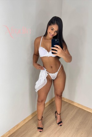 Bianca Cordeiro bicordeiro97 Nude Leaks OnlyFans Photos #4