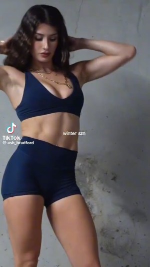 Ash Bradford Nude Leaks OnlyFans Photos #4