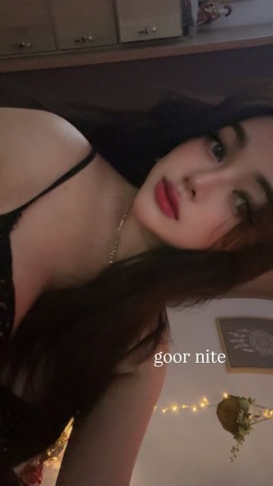 Olivea Hadid Nude Leaks OnlyFans Photos #2