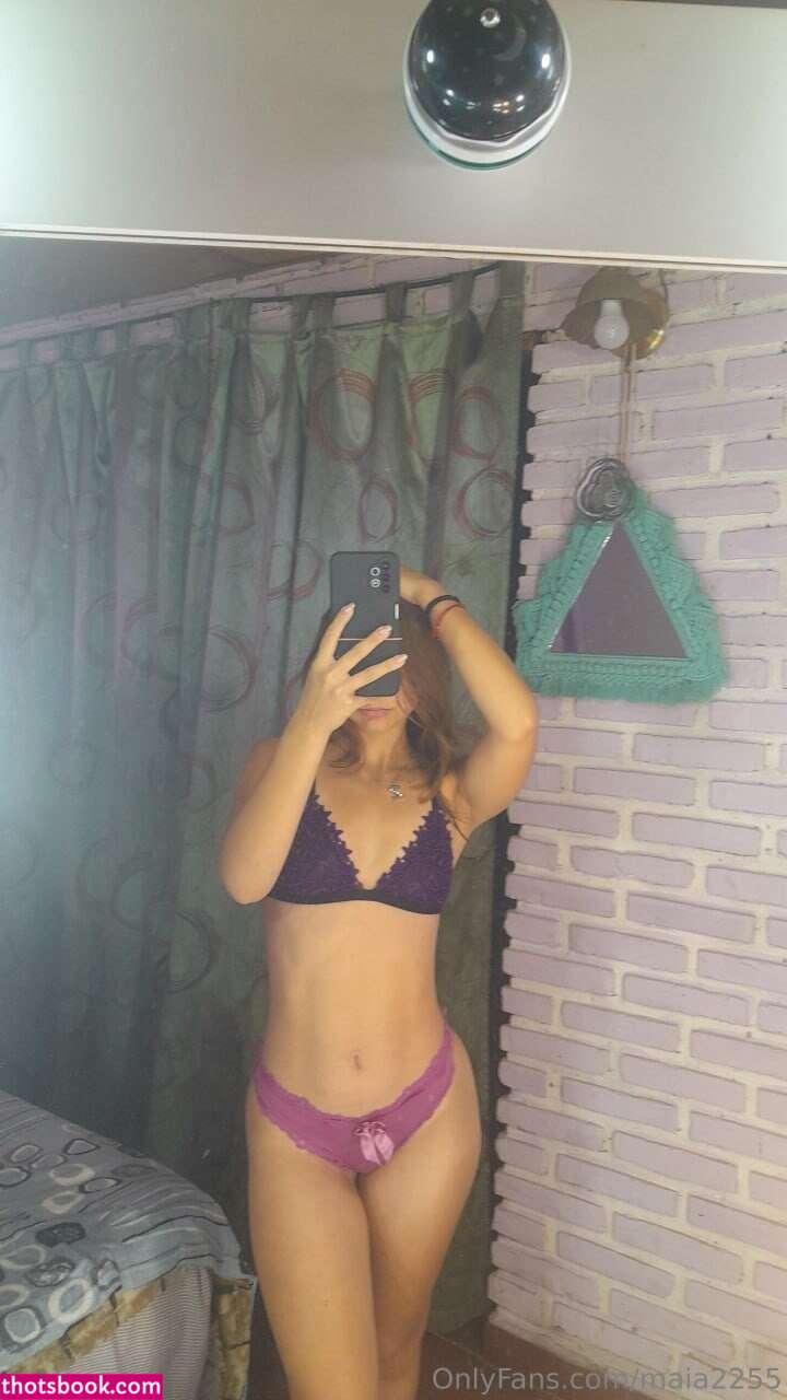 Zoe Abril 0jitosverdesss Maia2250 Nude Leaks OnlyFans Photos #2 1827034