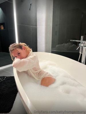 Massage katty Massagekatty Nude Leaks OnlyFans Photos #4
