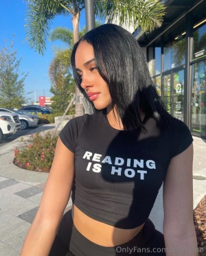 avaraine Nude Leaks OnlyFans Photos #1