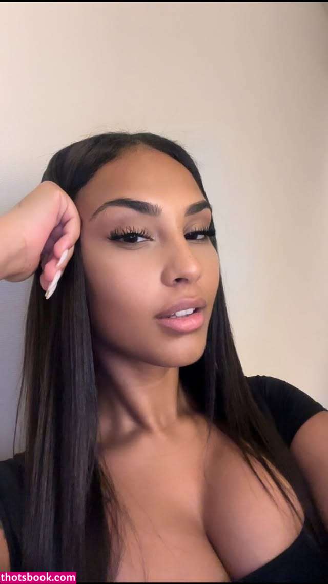 giannayummy Goddess Giana giafindom Nude Leaks OnlyFans Photos #6 1813259