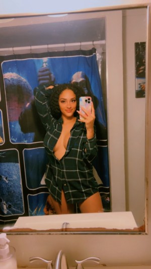 Joyce Marie Nude Leaks OnlyFans Photos #1