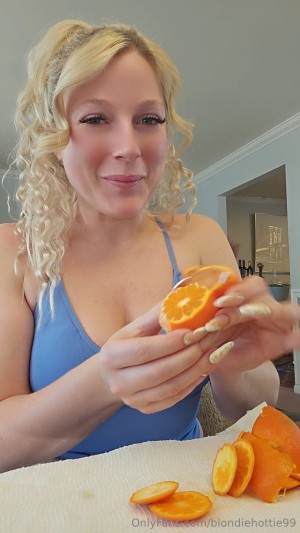 blondiehottie99 nude Leaks OnlyFans Video #1