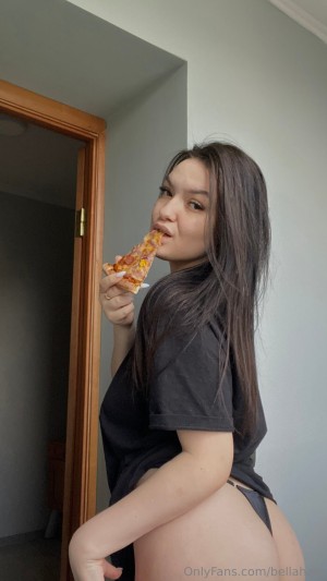 bellahale Nude Leaks OnlyFans Photos #6