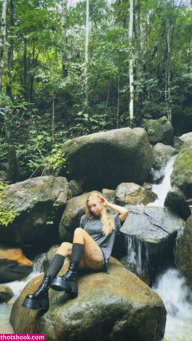 lizzy meoww Nude Leaks OnlyFans Photos #3 1818024