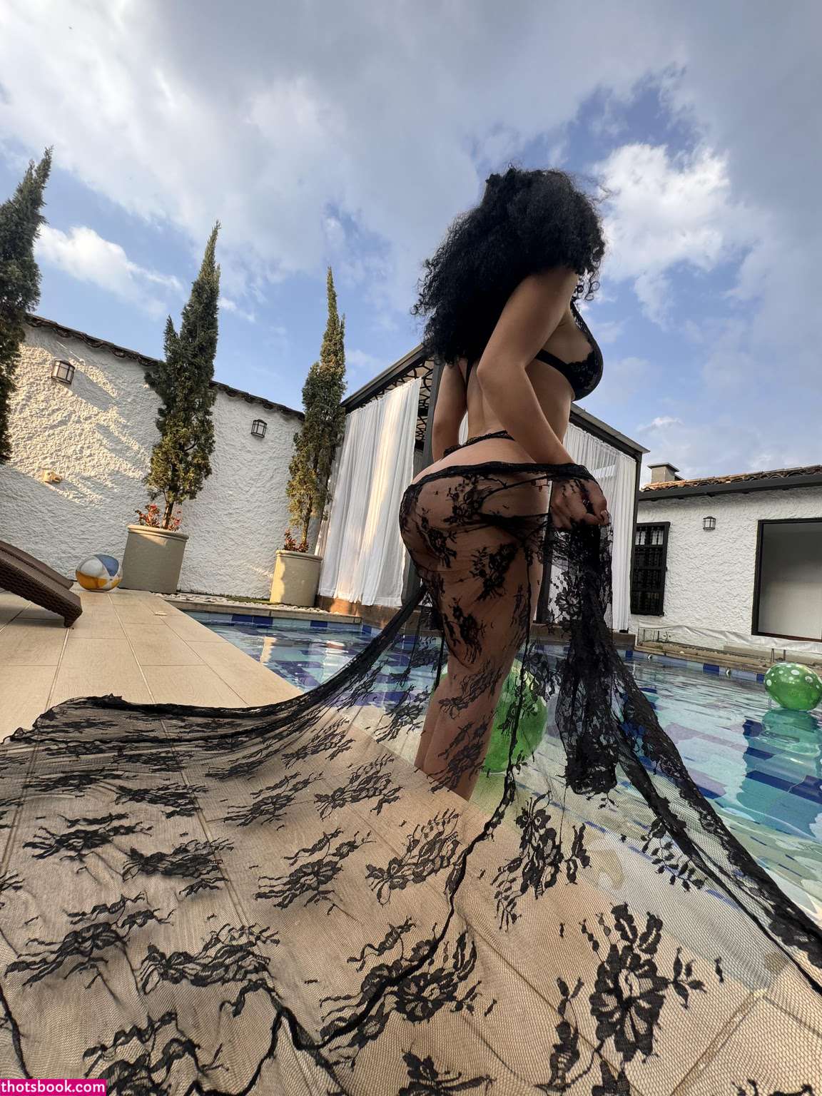 RoseFerrera Rose Ferrera RoseFerreraa anisabinnaz Nude Leaks OnlyFans Photos #4 1818382