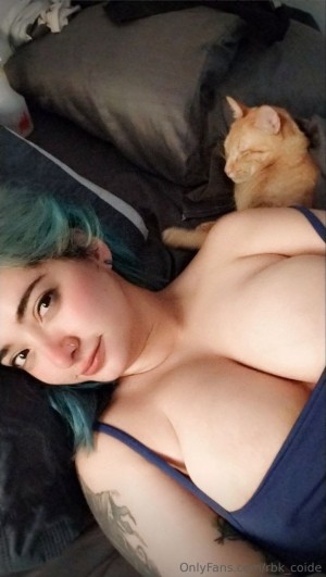 Rebeca Coide Rbk Coide Nude Leaks OnlyFans Photos #1