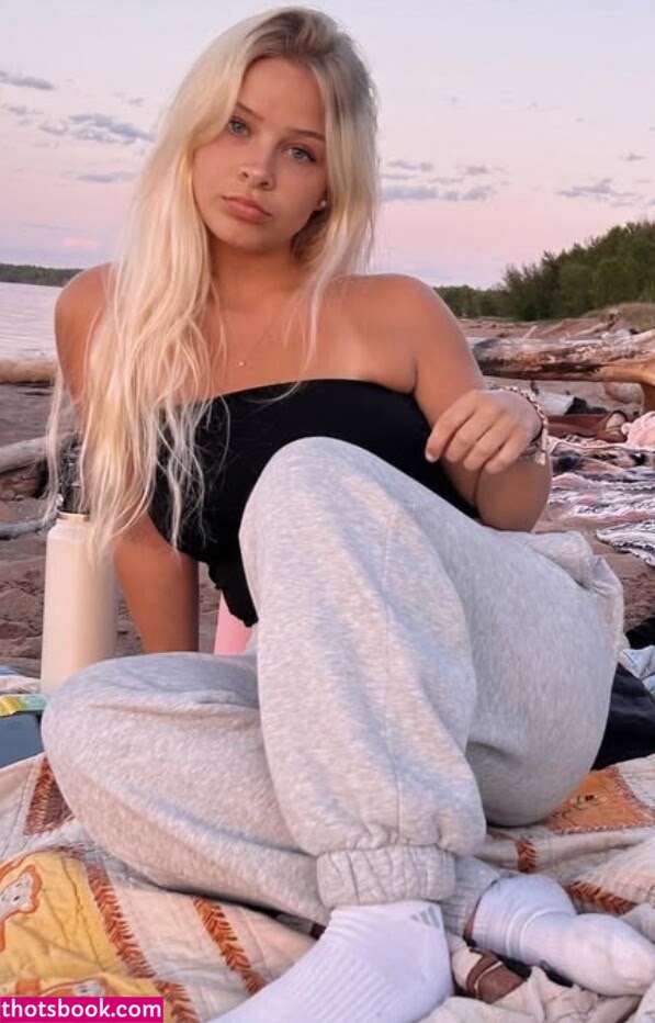 Addisyn obrien add1syn0 Nude Leaks OnlyFans Photos #3 1764185