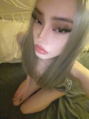 Eieniffy Nude Leaks OnlyFans Photos #2