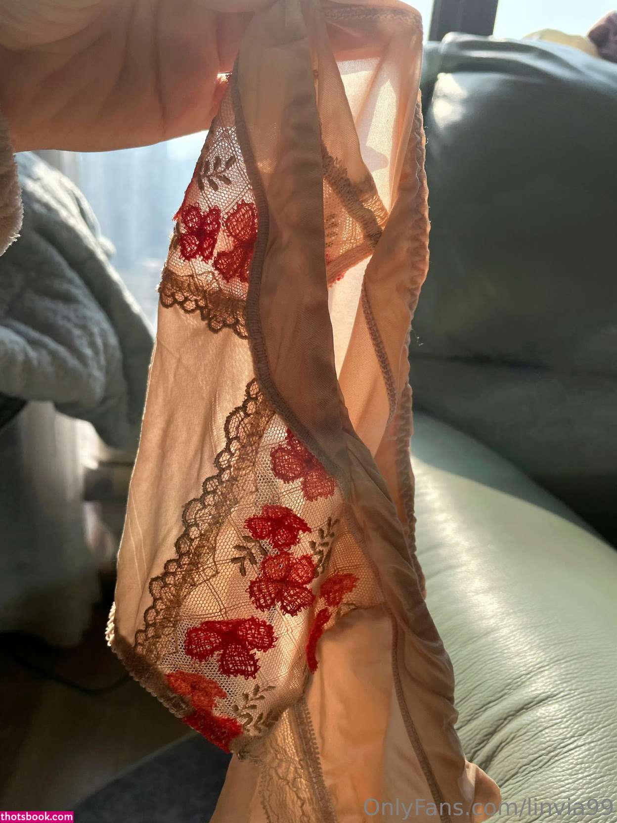 linviaslair Nude Leaks OnlyFans Photos #2 1776398