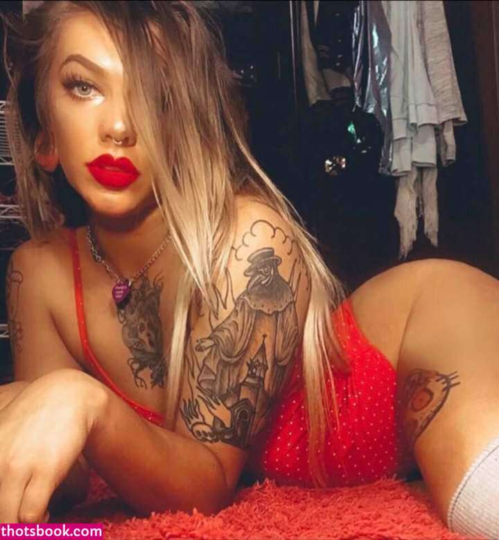 Roxi Riotxx Nude Leaks OnlyFans Photos #3 1758499
