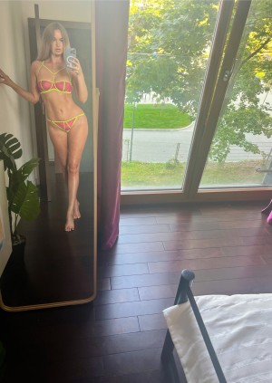 isabelle bloom Nude Leaks OnlyFans Photos #5