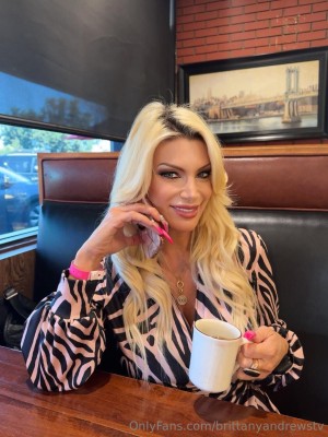 brittanyandrewstv Nude Leaks OnlyFans Photos #2